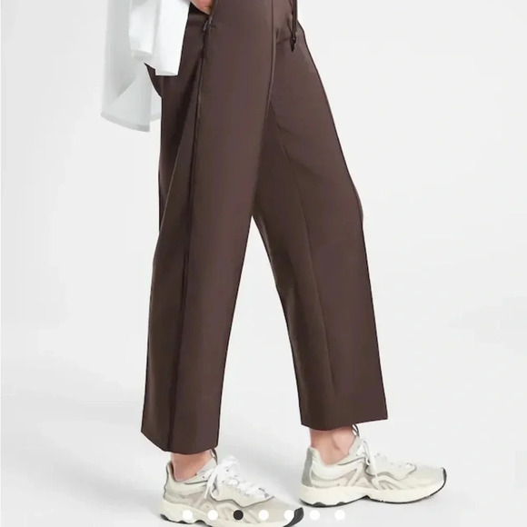 Athleta Pants - Athleta Endeavor straight leg pants Sz 6 Drawstring elastic waist